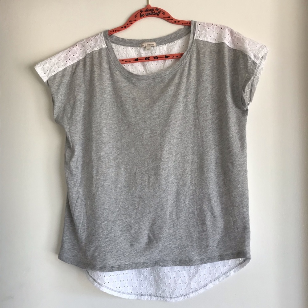 Gap T Shirt
